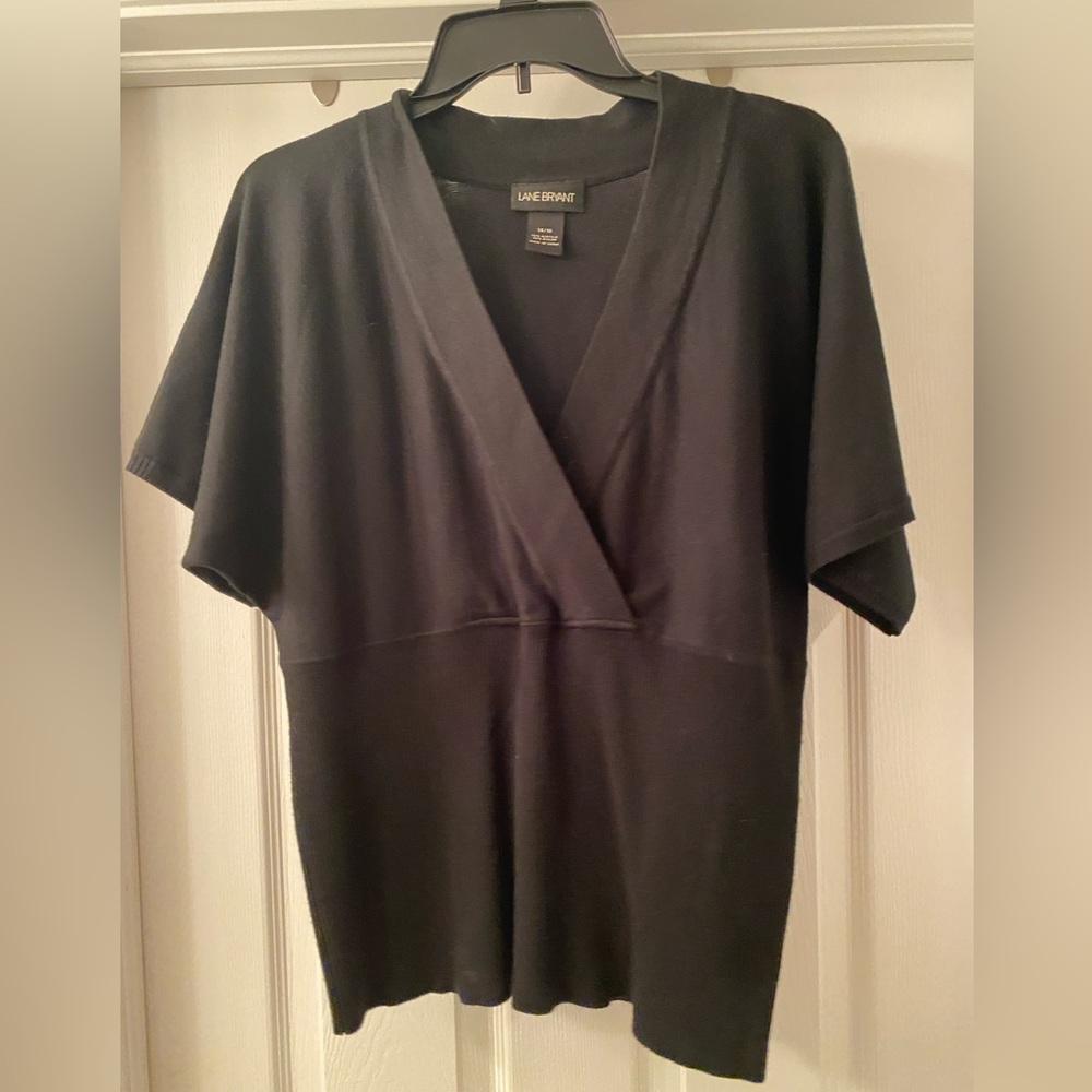 Trendy black stretchy top